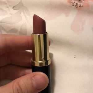 Estée Lauder lipstick in shade Pinkberry Creme